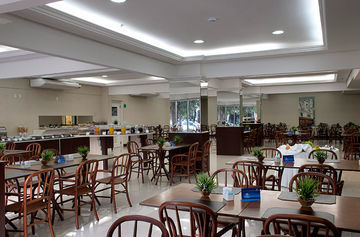 Royal Palace Hotel